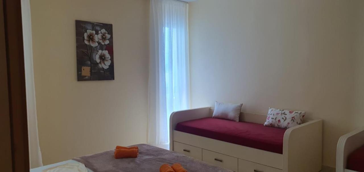 Apartament 204